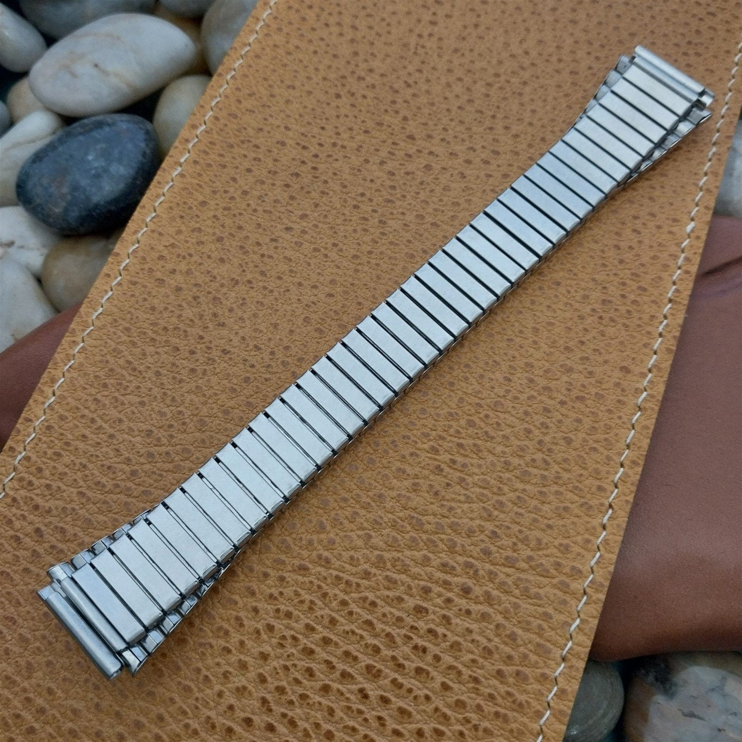 19mm Stainless Steel Flared Stretch Expansion Unused nos Vintage Watch Band