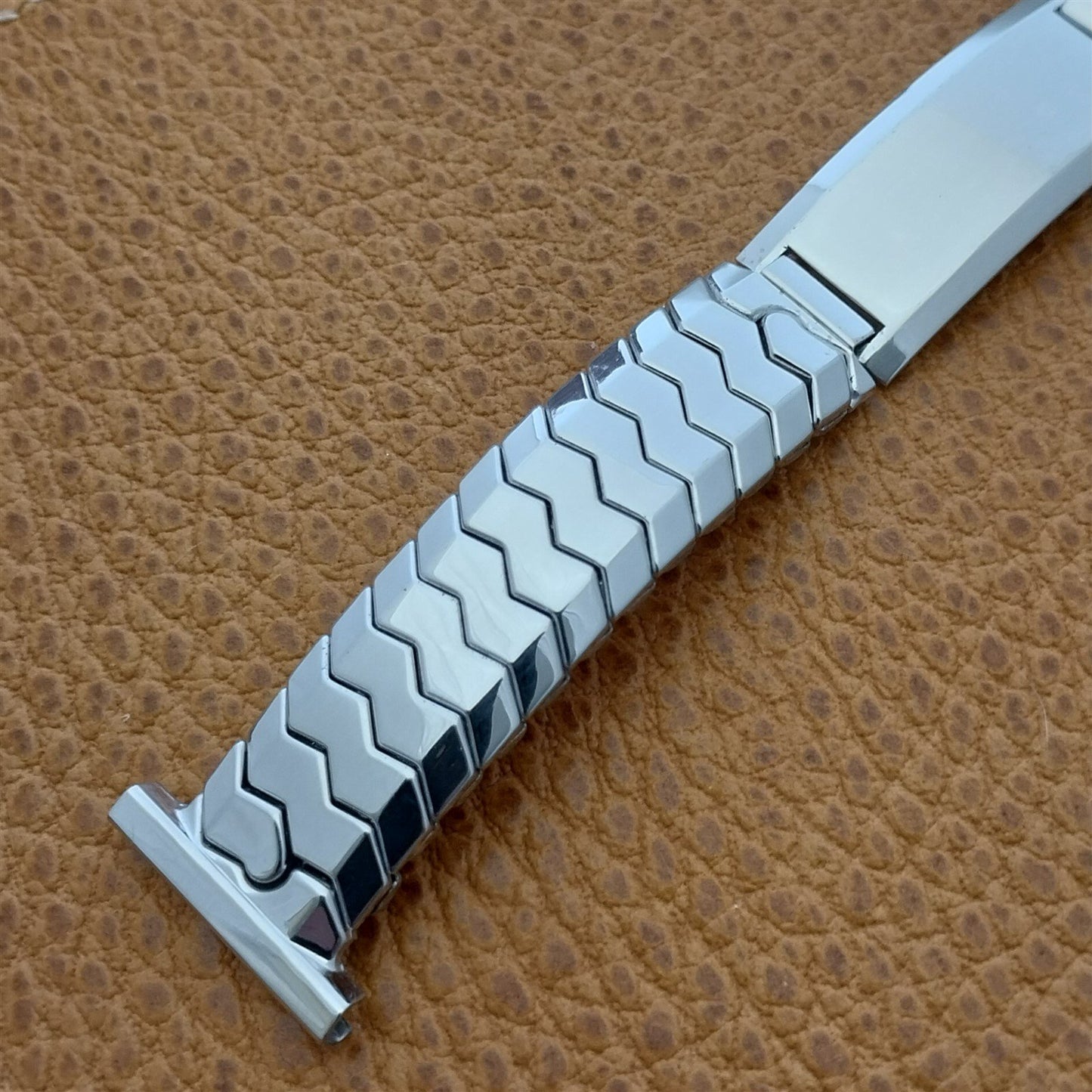 Speidel 10k White Gold-Filled Golden Knight Ident nos Vintage Watch Band