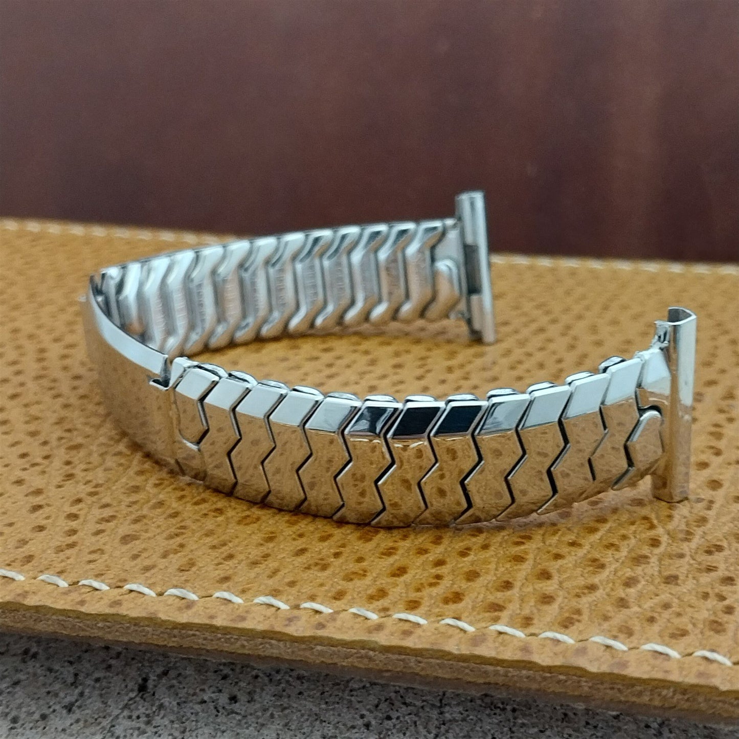 Speidel 10k White Gold-Filled Golden Knight Ident nos Vintage Watch Band