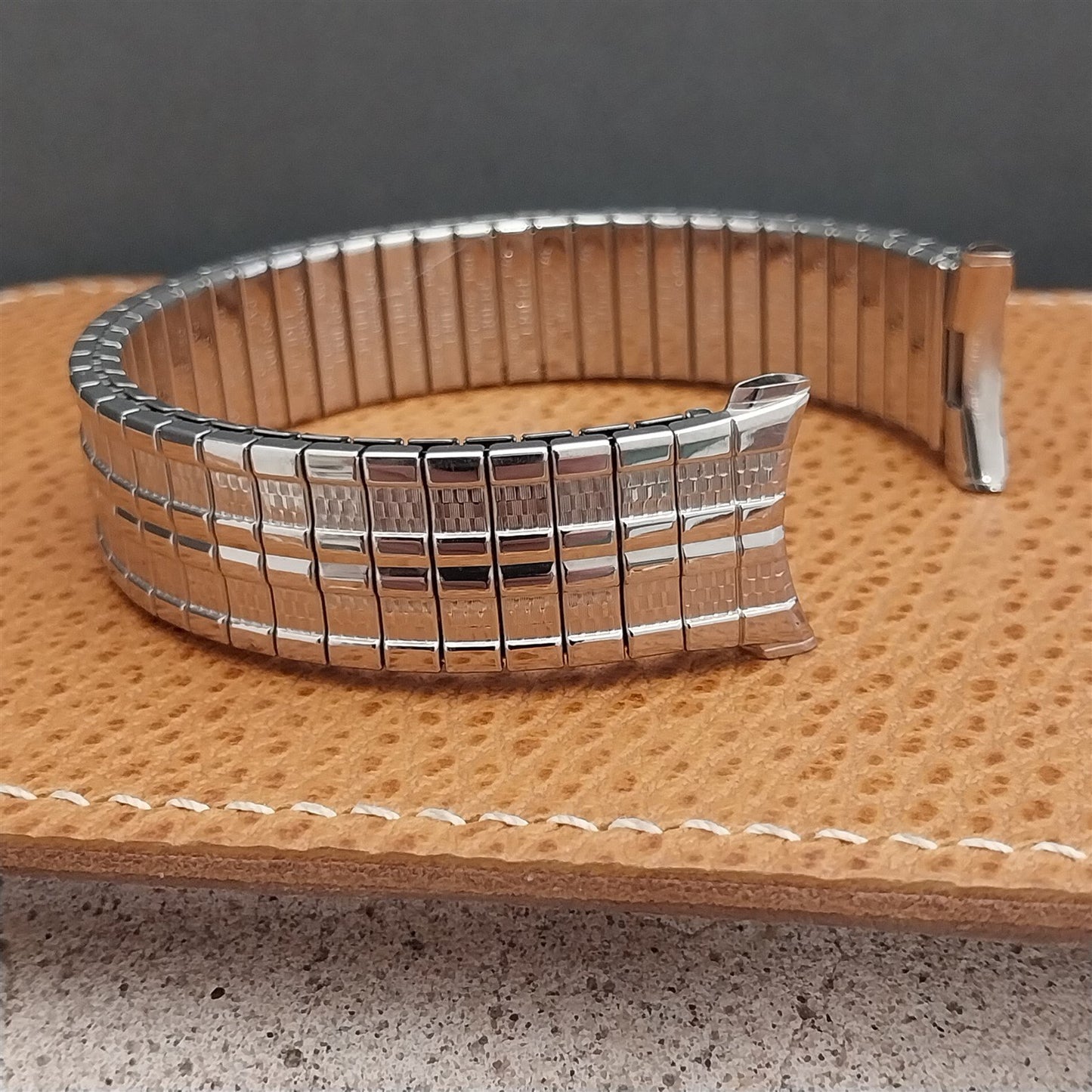 19mm 18mm Stainless Steel 1963 Long Speidel Meteor nos Unused Vintage Watch Band