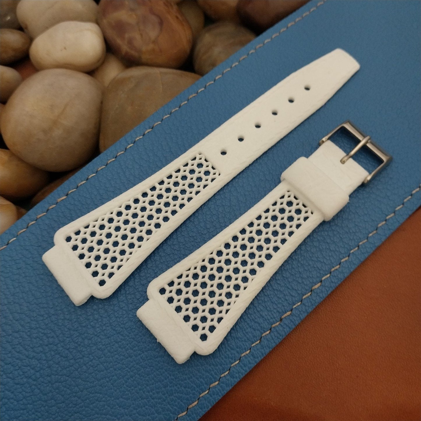 18mm Skindiver Swiss Ventilated Golay Playa White Classic Diver Watch Band nos