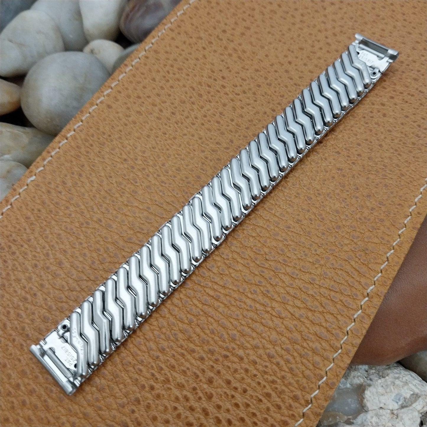 5/8" 1950s Stainless Steel Classic Stretch Stonewall Unused Vintage Watch Band
