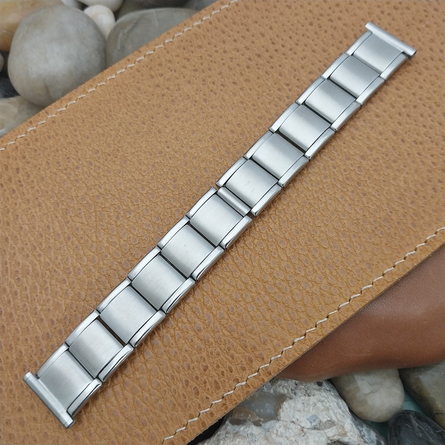Vintage 18mm 16mm HC 55 Swiss Stainless Steel Stretch Classic 1960s Watch Band