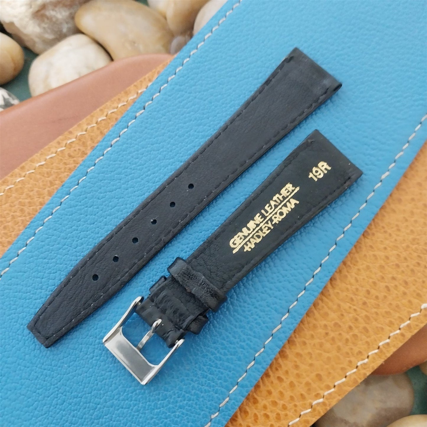 19mm Hadley Roma Black Leather Classic Tapered 19/14 Vintage Watch Band