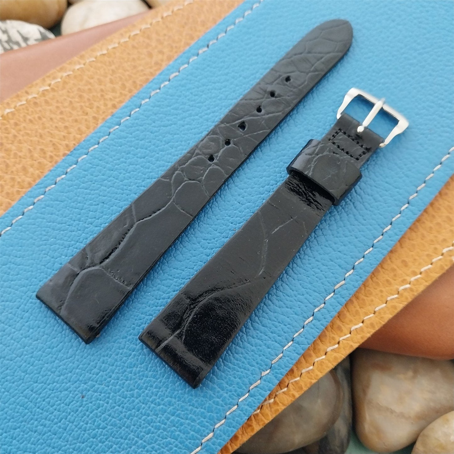 17mm Caravelle Bulova Black Leather Unused Classic 1970s Vintage Watch Band