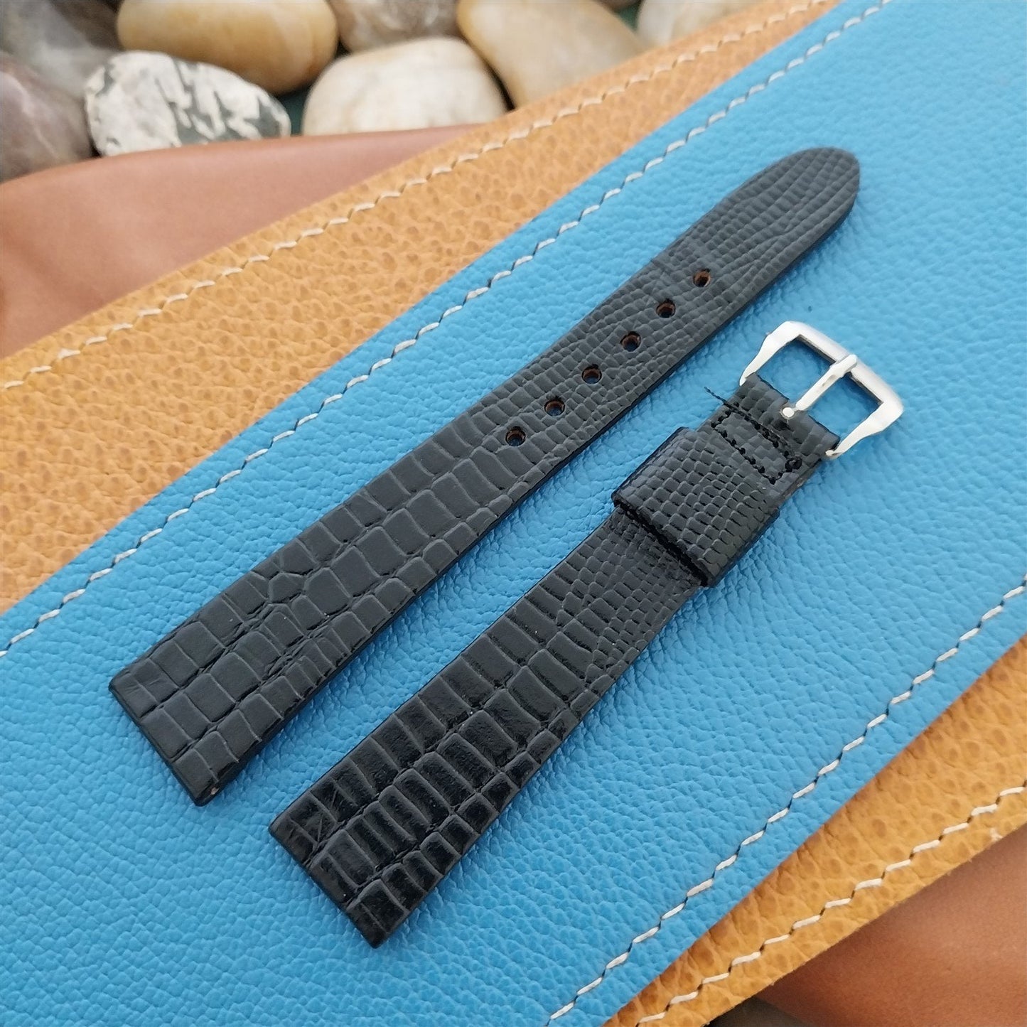 17mm Caravelle Bulova Black Leather Unused Classic 1970s Vintage Watch Band