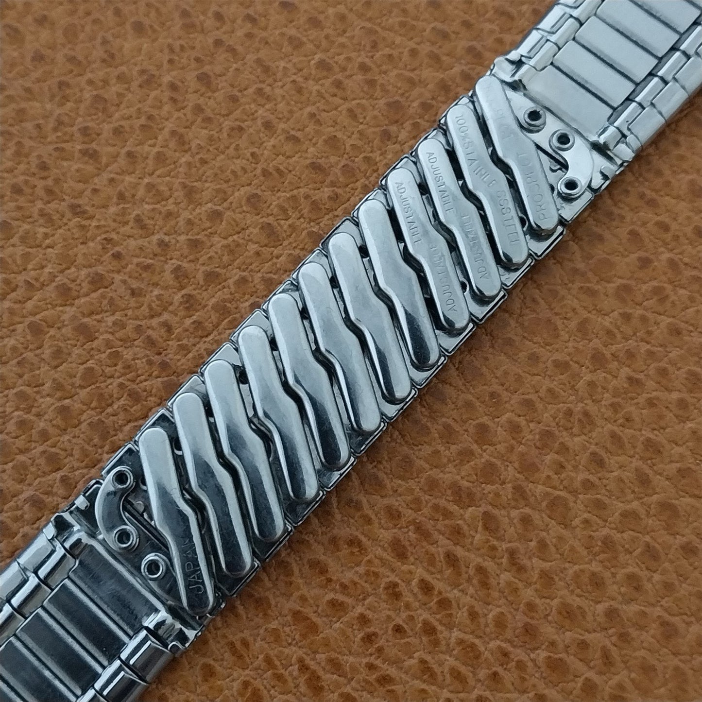 1960s Vintage 17.2mm Stainless Steel Expansion Classic Mid-Century Watch Band