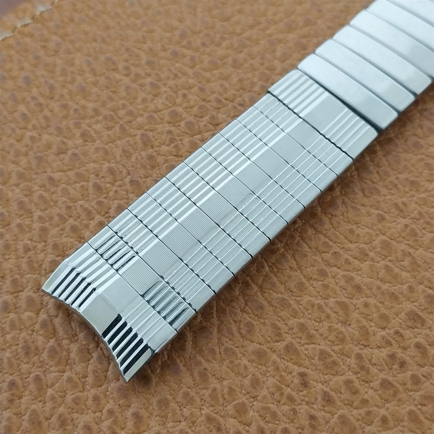 1960s Vintage 17.2mm Stainless Steel Expansion Classic Mid-Century Watch Band