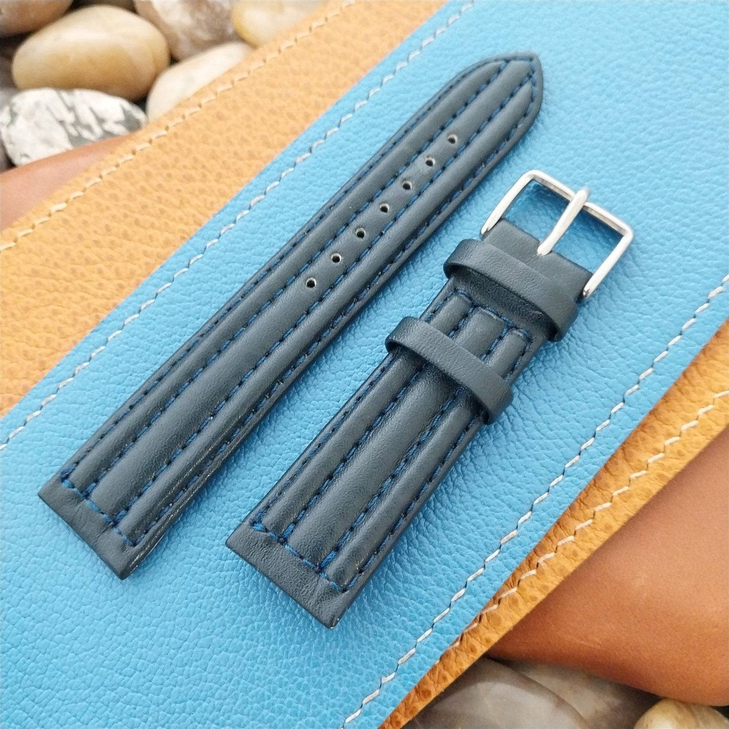 20mm Padded Ridge Blue Leather Tapered 20/18 Unused Watch Band