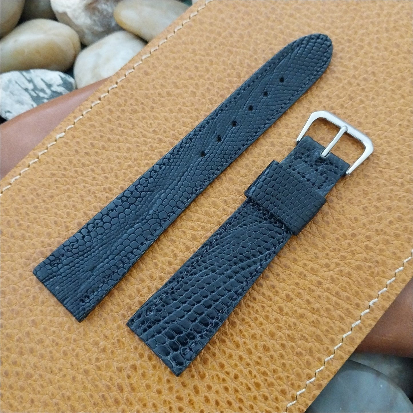 20mm Classic Tapered Black Lizard Classic 20/16 Unused Watch Band