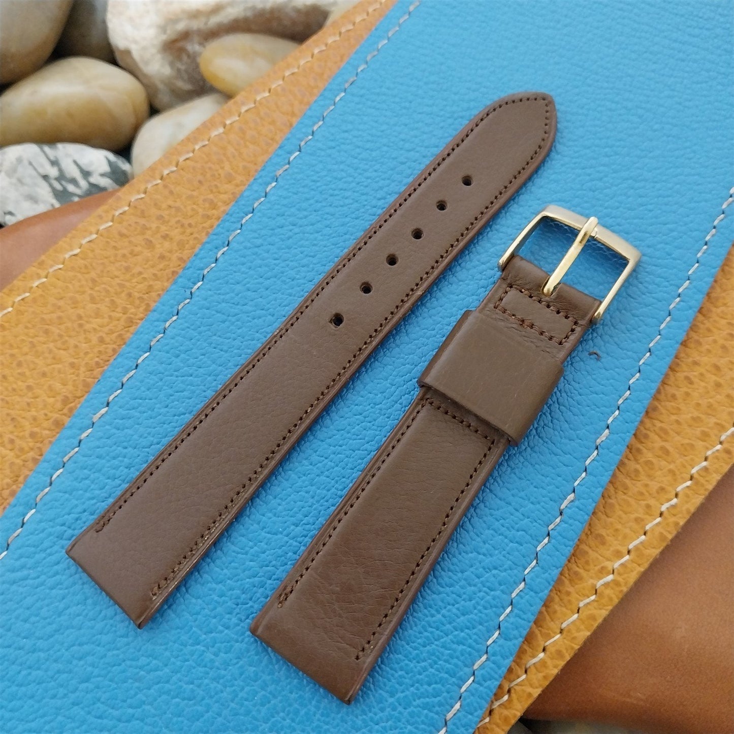 Vintage 17mm Town & Country Classic Tapered Leather 1960s Unused nos Watch Band