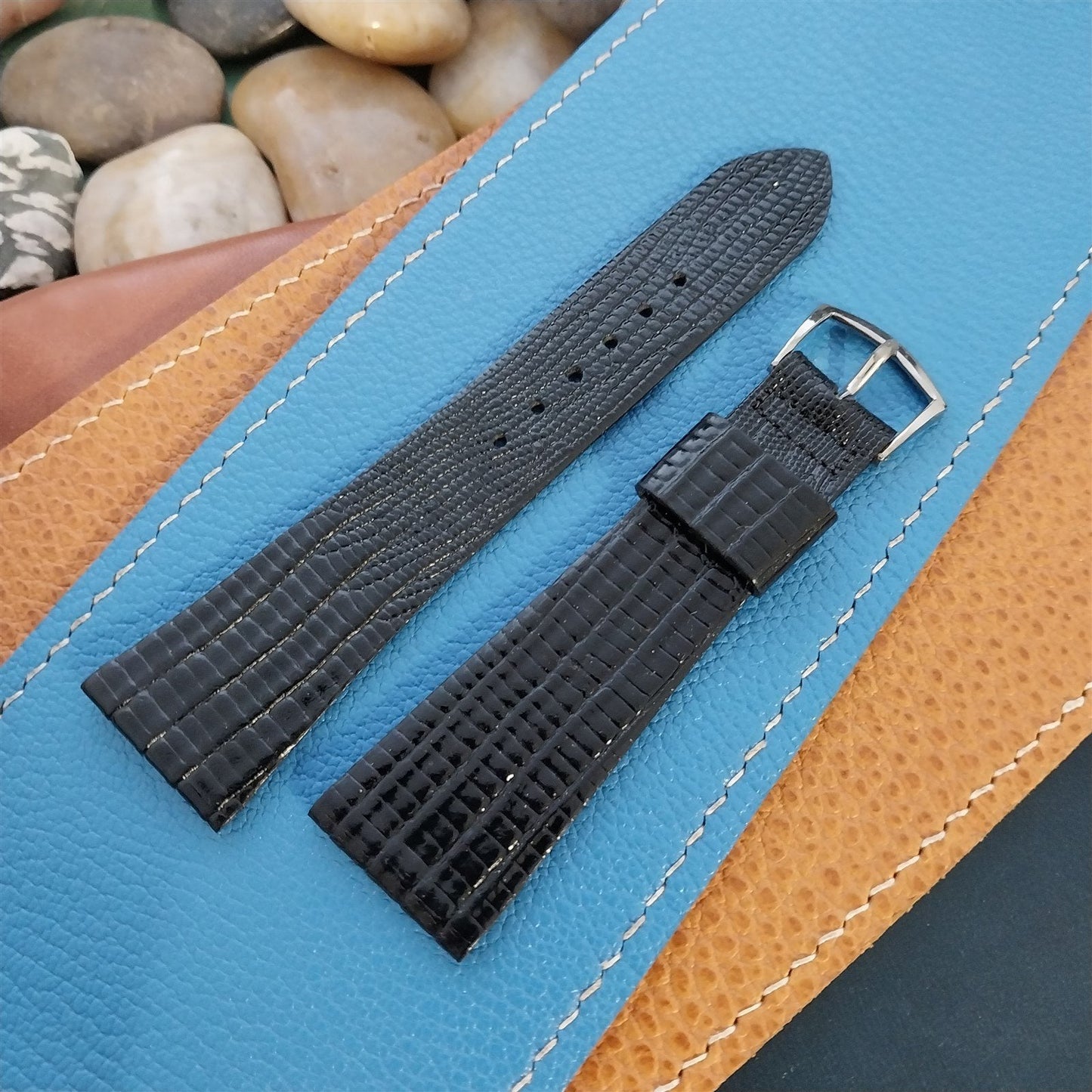 Vintage 22mm Black Lizard-Grain Leather Classic Tapered 22/16 Unused Watch Band