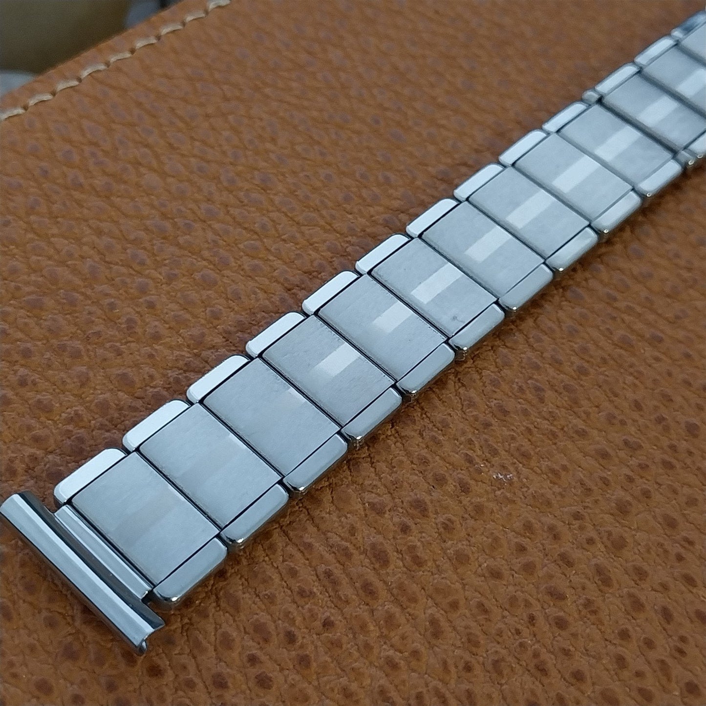 Vintage 18mm 17mm German WireLug Stainless Steel Stretch Unused 1960s Watch Band