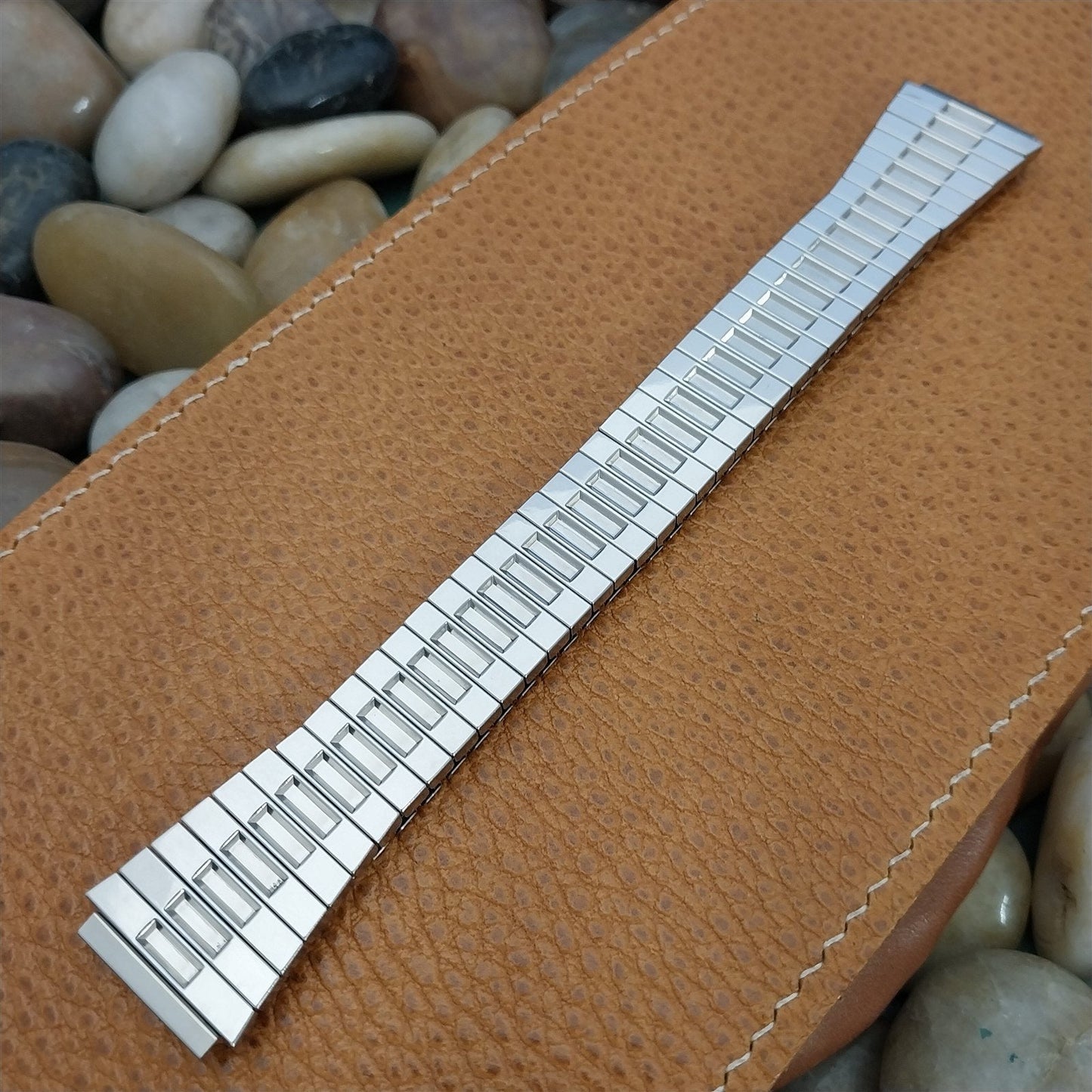 Vintage 19mm Stainless Steel Flared Stretch Expansion Unused nos Watch Band