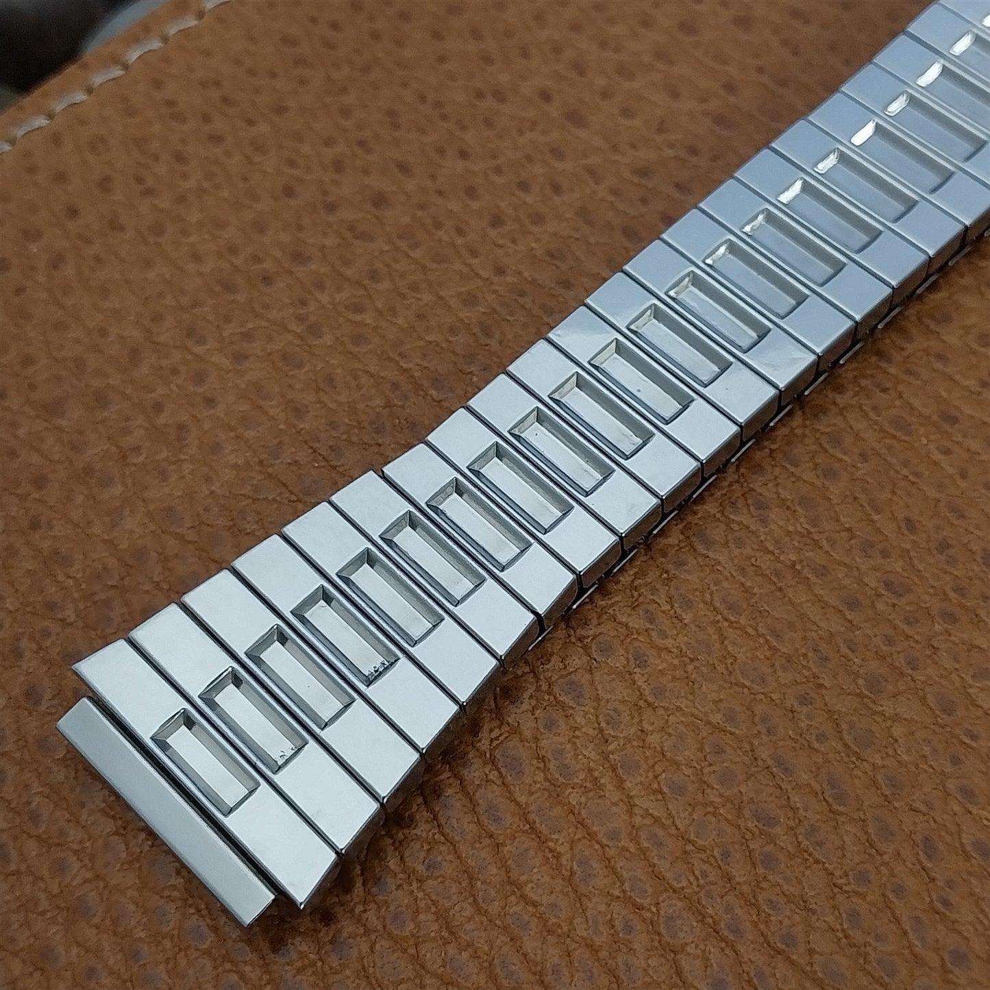 Vintage 19mm Stainless Steel Flared Stretch Expansion Unused nos Watch Band