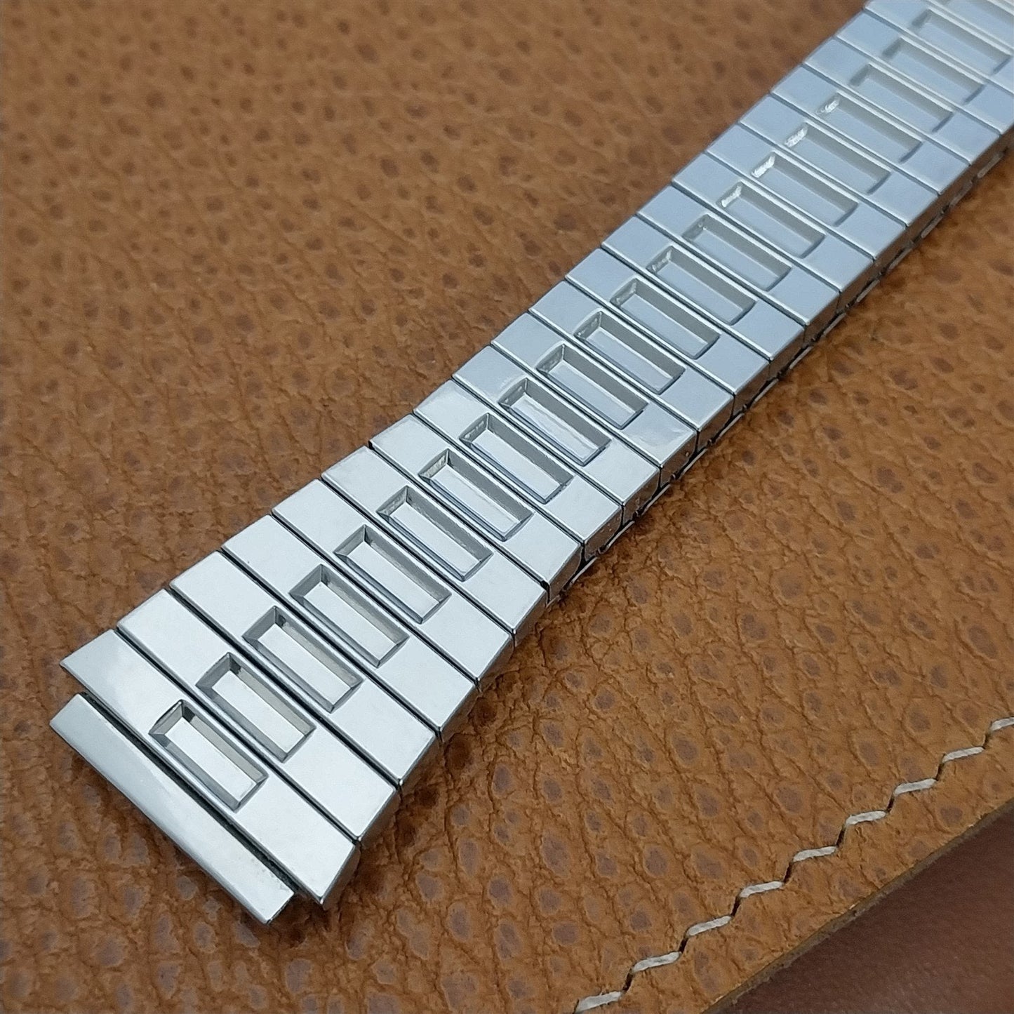 19mm Vintage Stainless Steel Flared Stretch Expansion Unused nos Watch Band