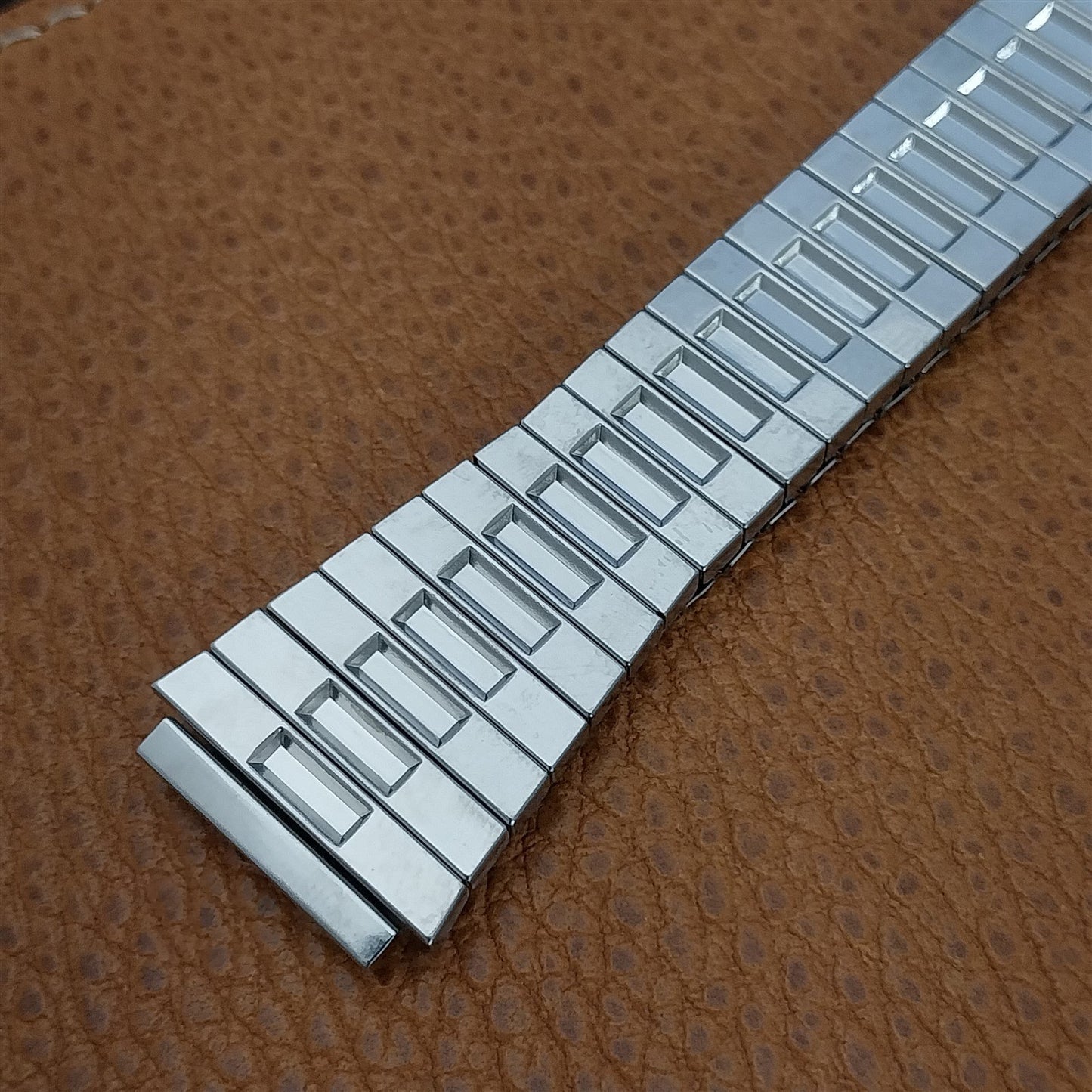 19mm Stainless Steel Flared Vintage Stretch Expansion Unused nos Watch Band