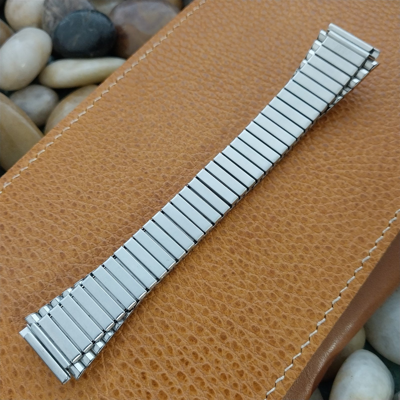 19mm Stainless Steel Flared Vintage Stretch Expansion Unused nos Watch Band