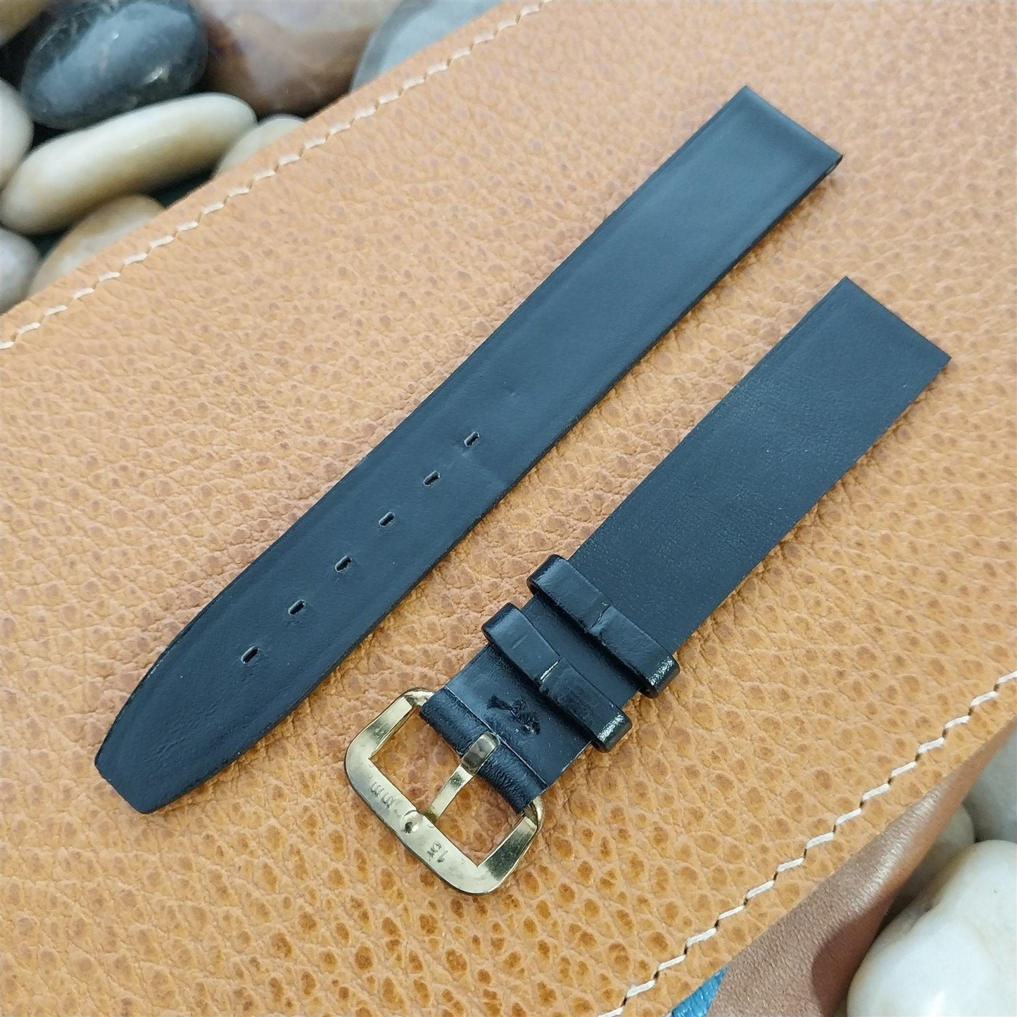 1960s 5/8" Black Leather Classic Tapered Double-Keeper Unused Vintage Watch Band