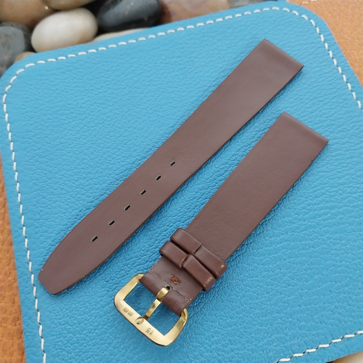 1960s 17.6mm Brown Leather Classic Tapered 2-Keeper Unused Vintage Watch Band