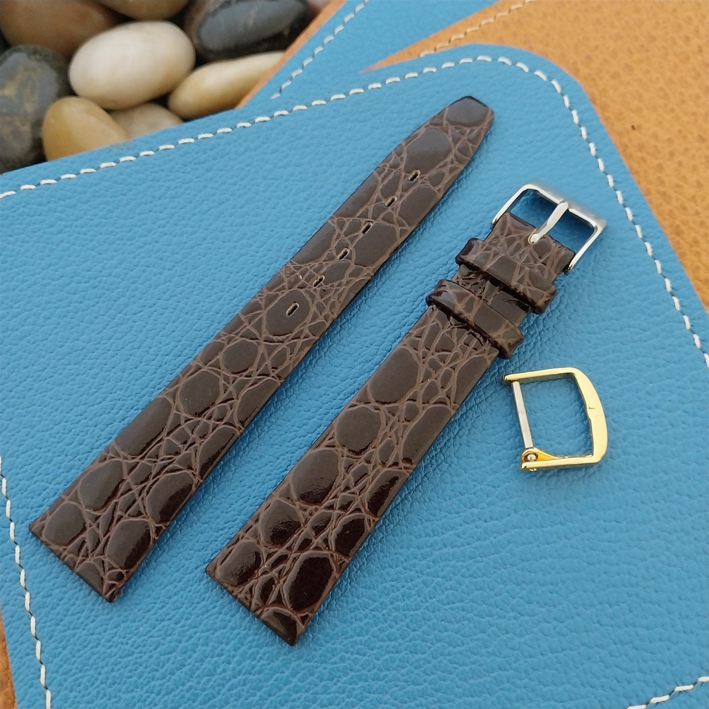 18mm Town & Country Brown Unpadded Croc Grain Leather Tapered Unused Watch Band