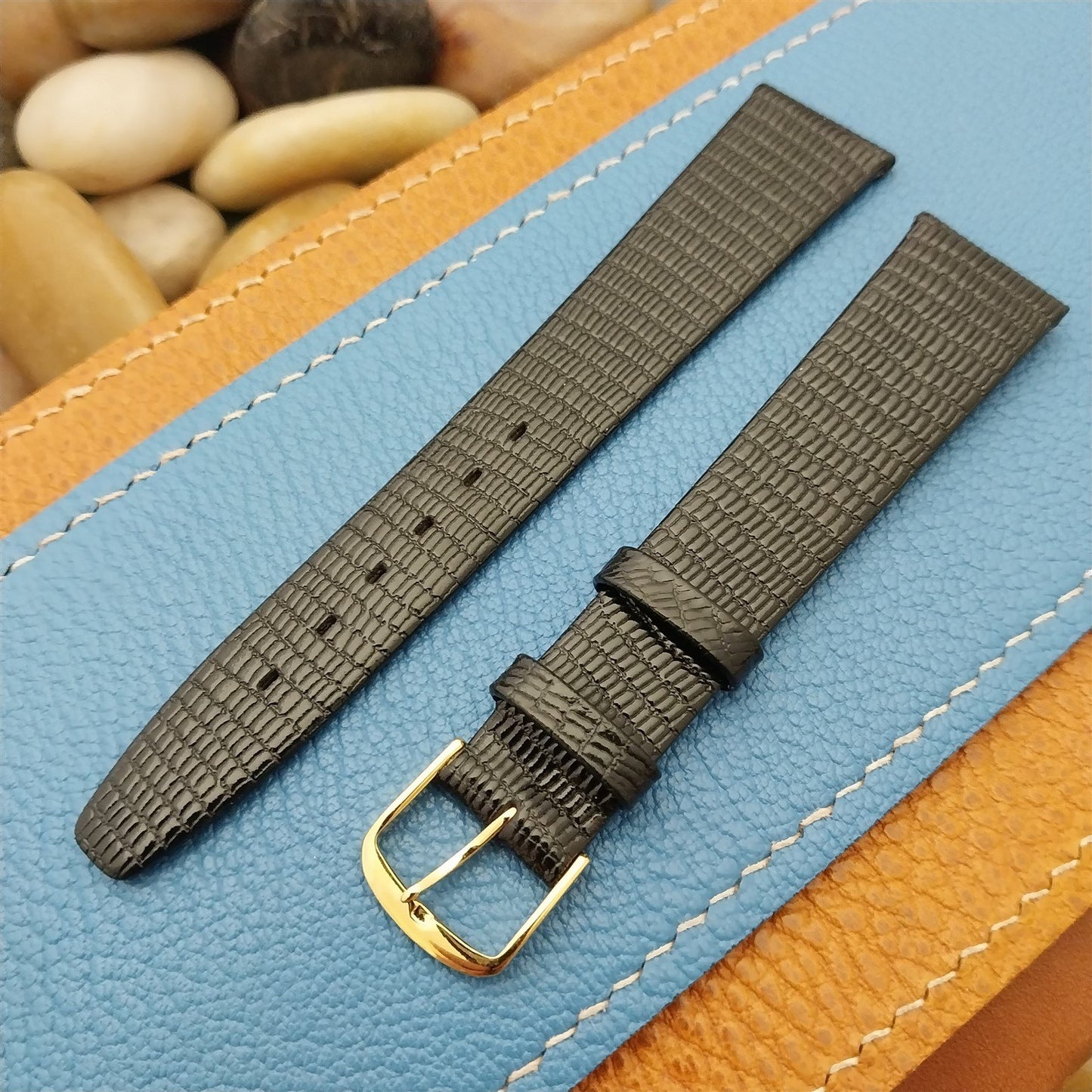 18mm Town & Country Black Unpadded Lizard Grain Leather Tapered Unused Watch Strap