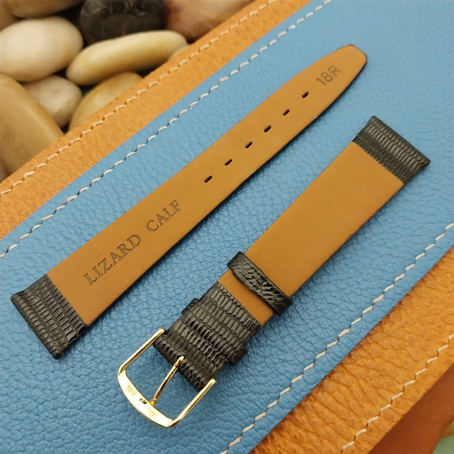 18mm Town & Country Black Unpadded Lizard Grain Leather Tapered Unused Watch Strap