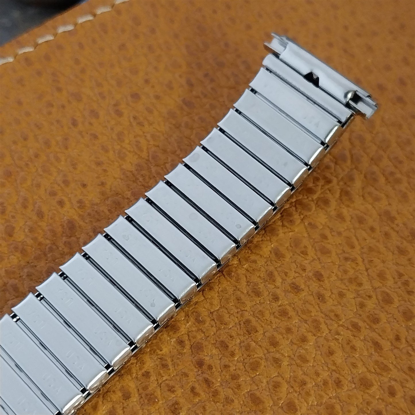 1970s nos Speidel USA Twist-On Stainless Steel 16mm 18mm 19mm Vintage Watch Band