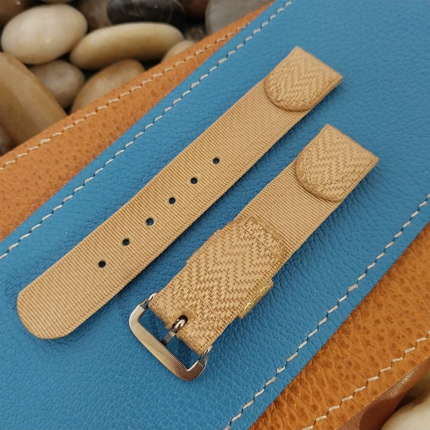 Vintage Tan 1940s 16.7mm Ribbed Rayon Nylon Two Piece Classic Unused Watch Band