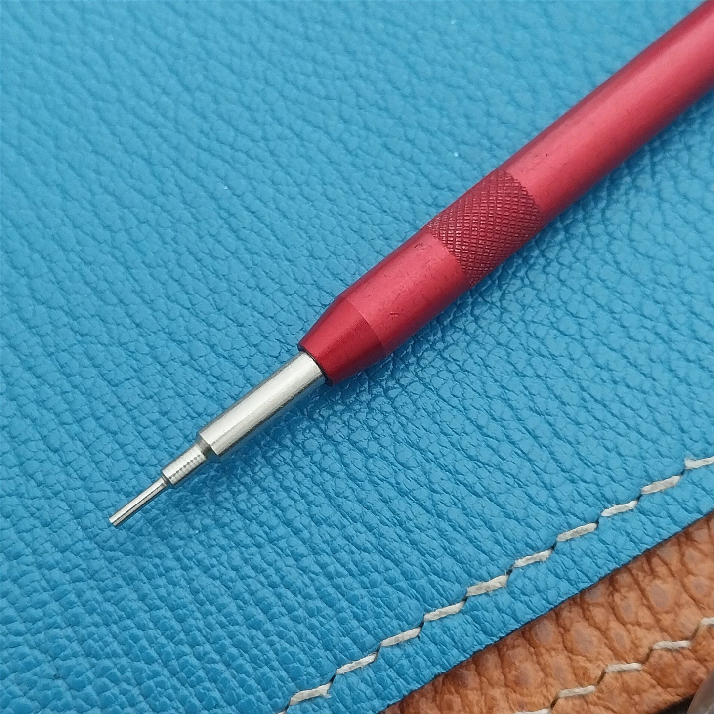 5.25" Red Anodized Aluminum Spring Bar Tool