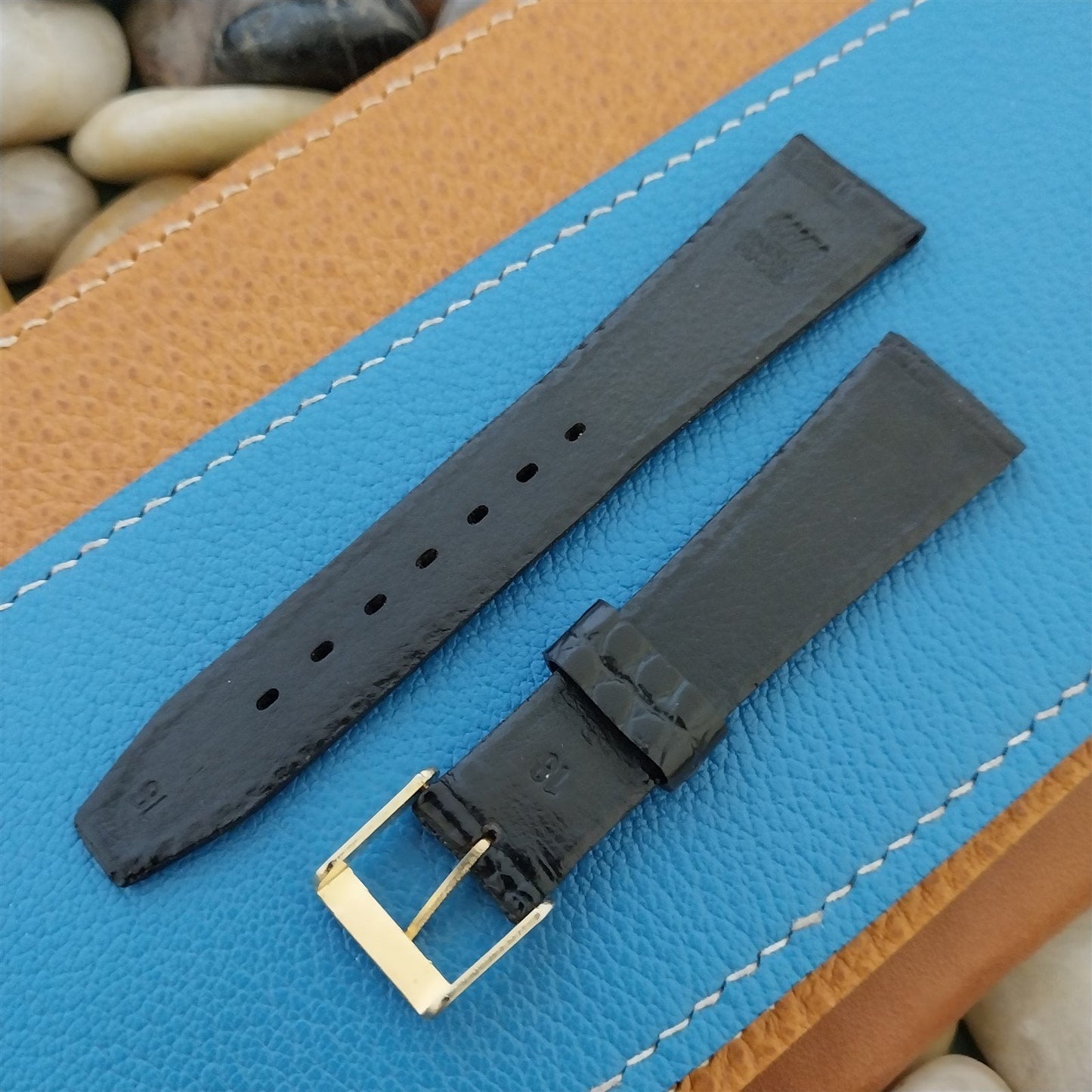 Vintage 18mm Hi-Fi Rubber Classic Tapered Unused Watch Band