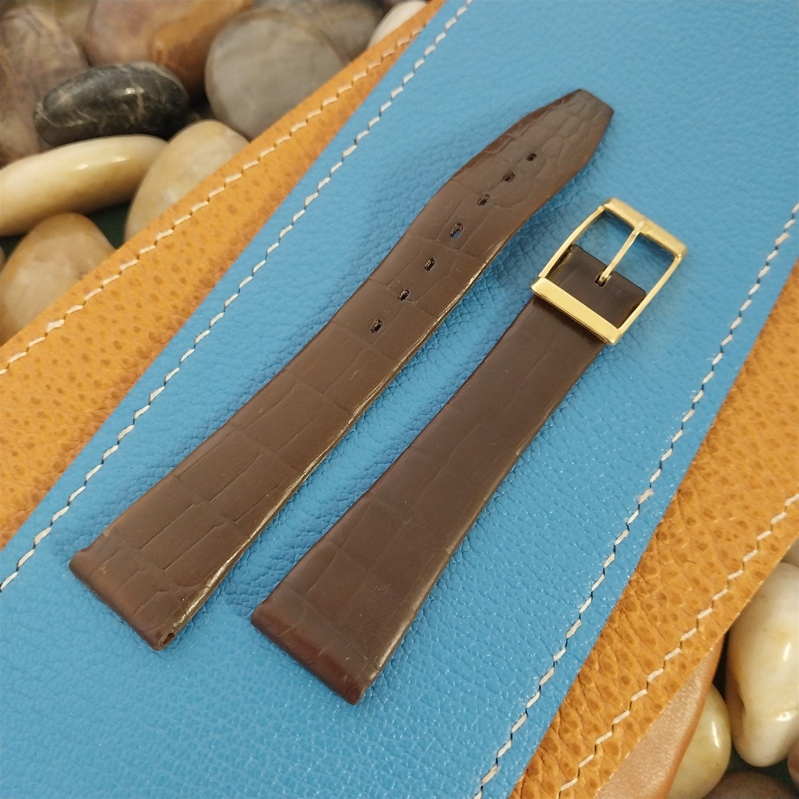 18mm Bulova Accutron Hi-Fi Rubber nos Unused Vintage Watch Band