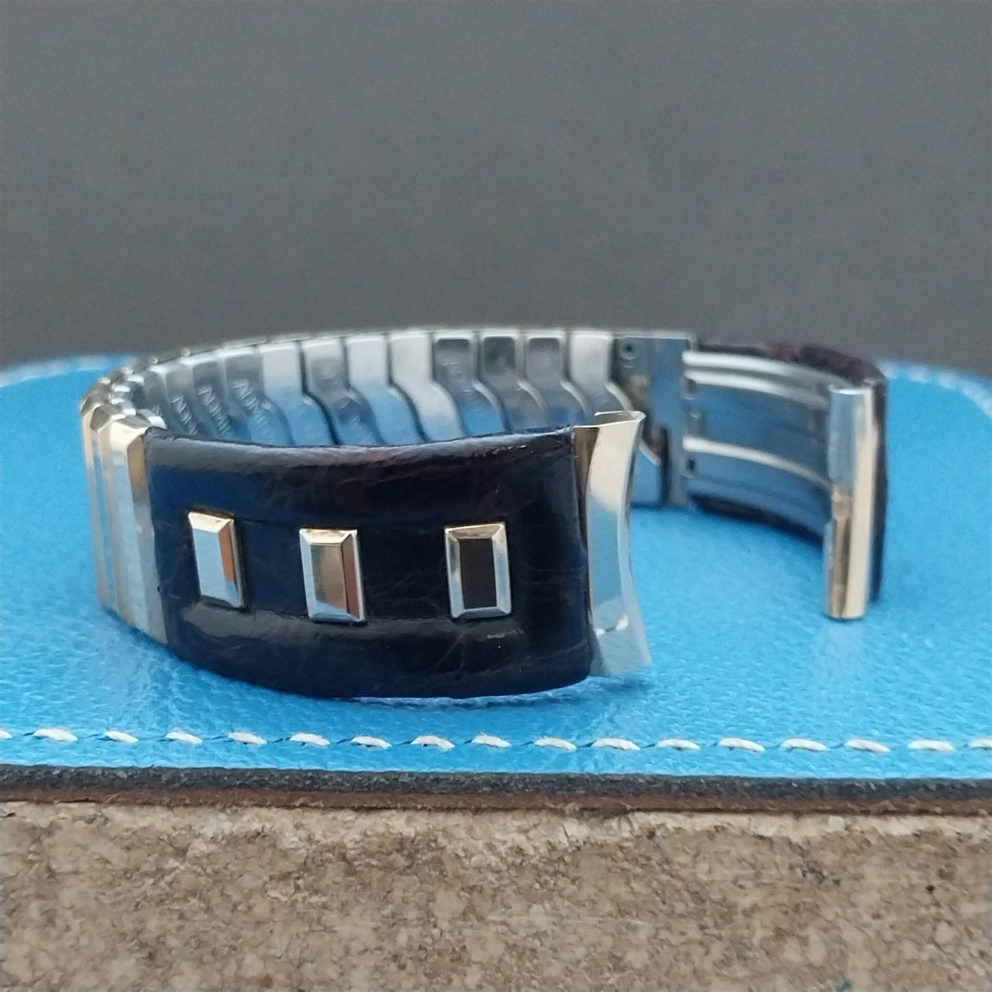 Vintage Admiral 17.2mm 10k Gold-Filled & Alligator Unused Classic Watch Band