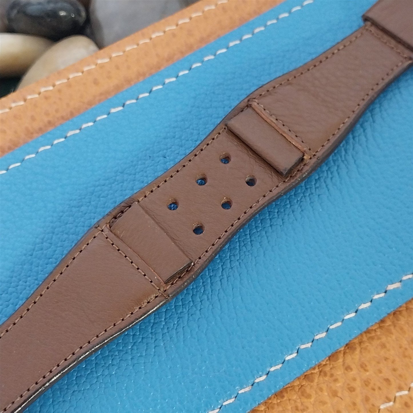 17.4mm Vintage Brown Calfskin Leather Short Classic Cuff 1950s Unused Watch Band