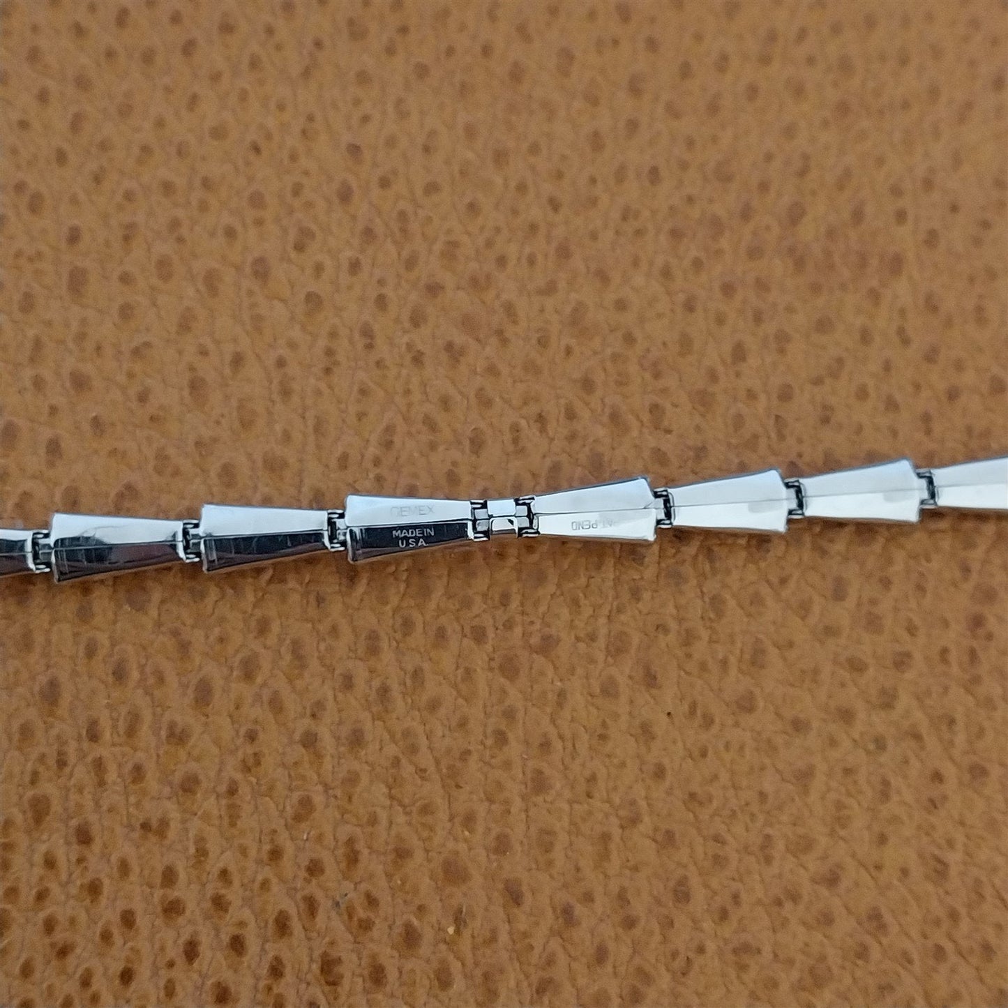 Ladies White Gold-Fill Gemex Single Lug Unused 1950s Vintage Cocktail Watch Band