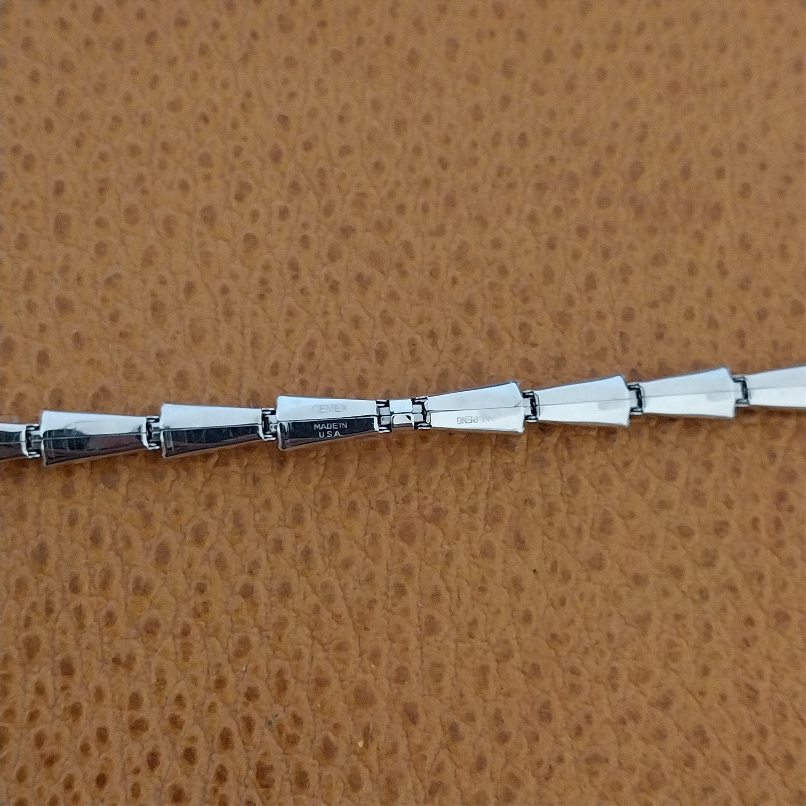 Ladies White Gold-Fill Gemex Single Lug Unused 1950s Vintage Cocktail Watch Band