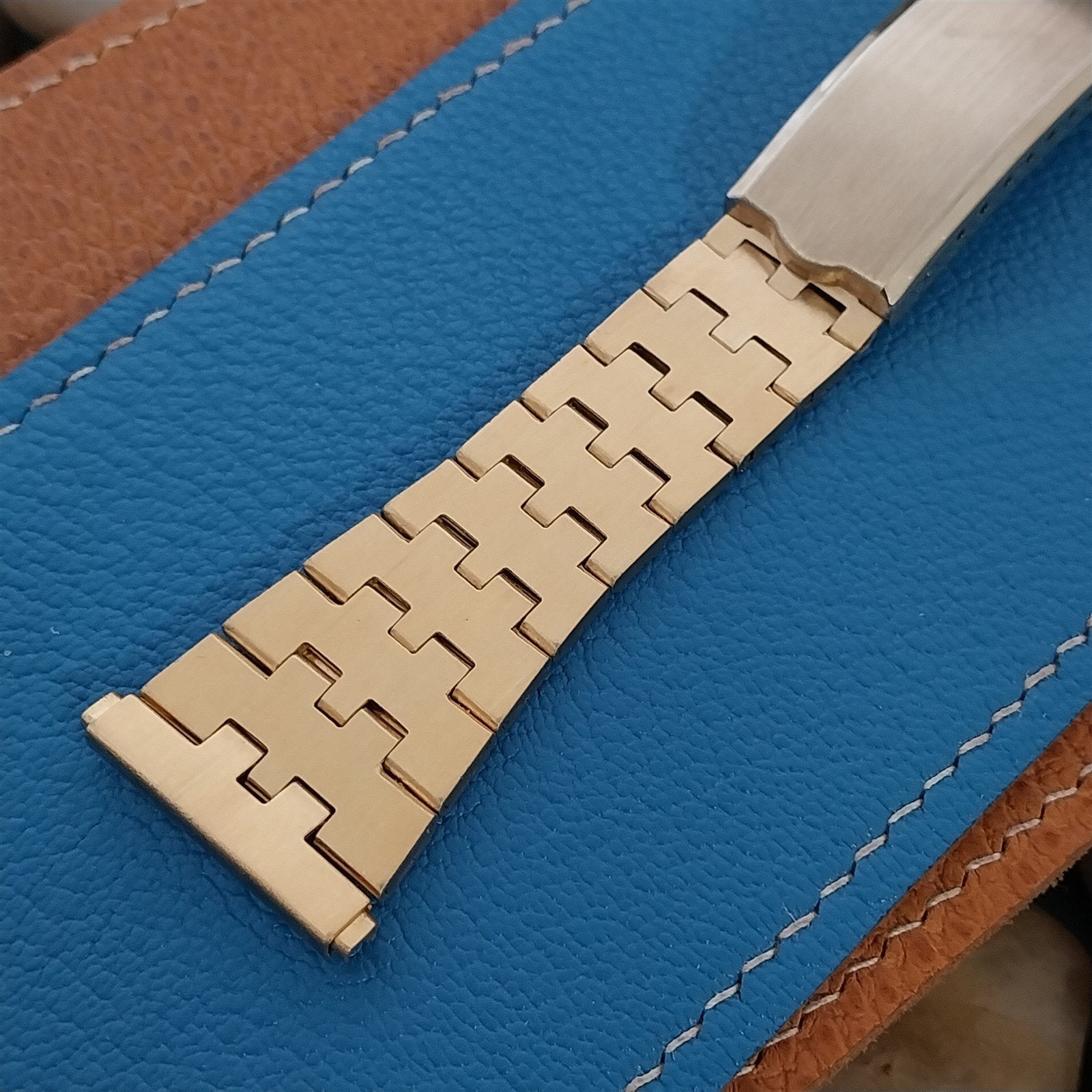 Gold-Tone JB Champion LED LCD 1970s-1980s Vintage Watch Band nos 25mm 22mm