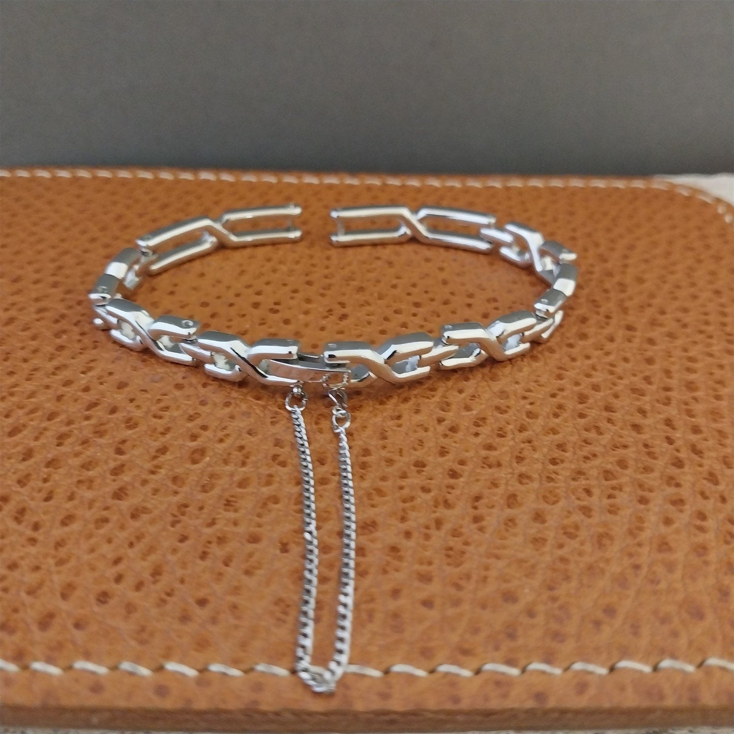 Seiko Japan B Ladies Silver Tone nos Unused Vintage Watch Band