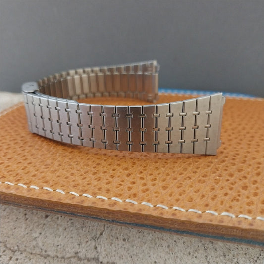Vintage 2-Piece Stainless Steel 18mm Flared nos lcd quartz nos Unused Watch Band