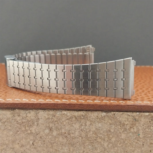 Vintage 2-Piece Stainless Steel 18mm Flared nos lcd quartz nos Unused Watch Band