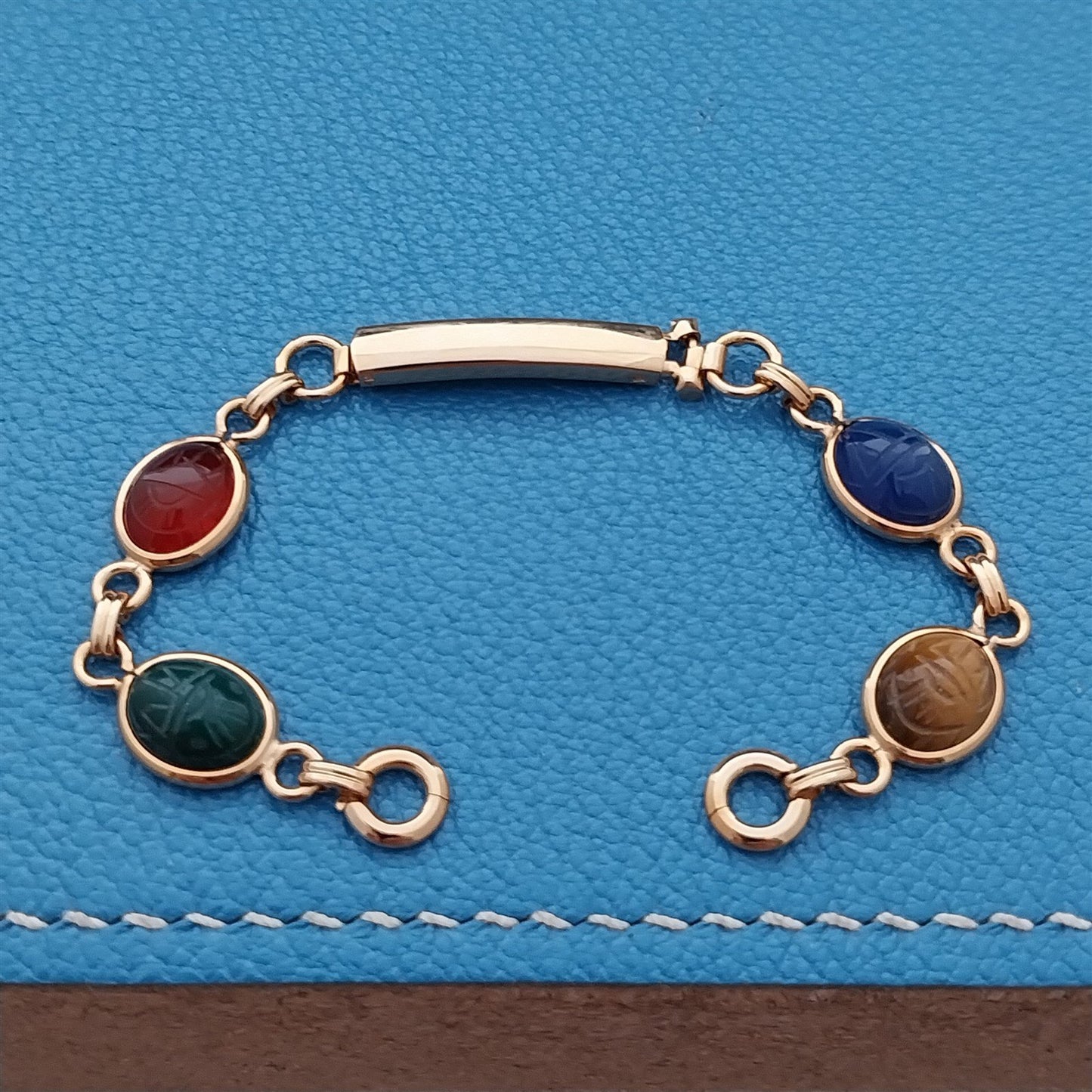 Ladies 1950s Carved Stone Scarab Yellow Gold-Filled Cocktail Watch Bracelet