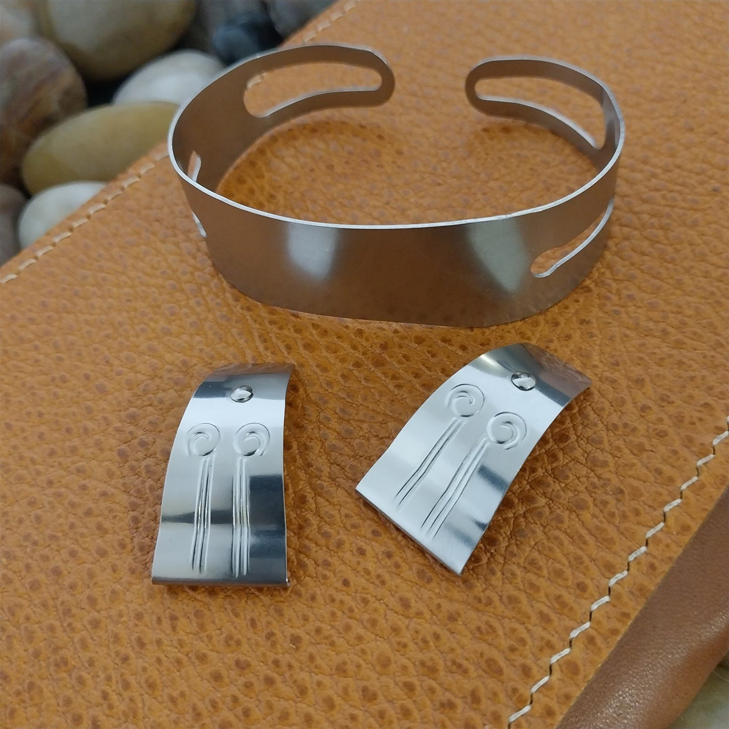 17mm 16mm Don Juan Stainless Steel Guardsman Cuff Medium Watch Band