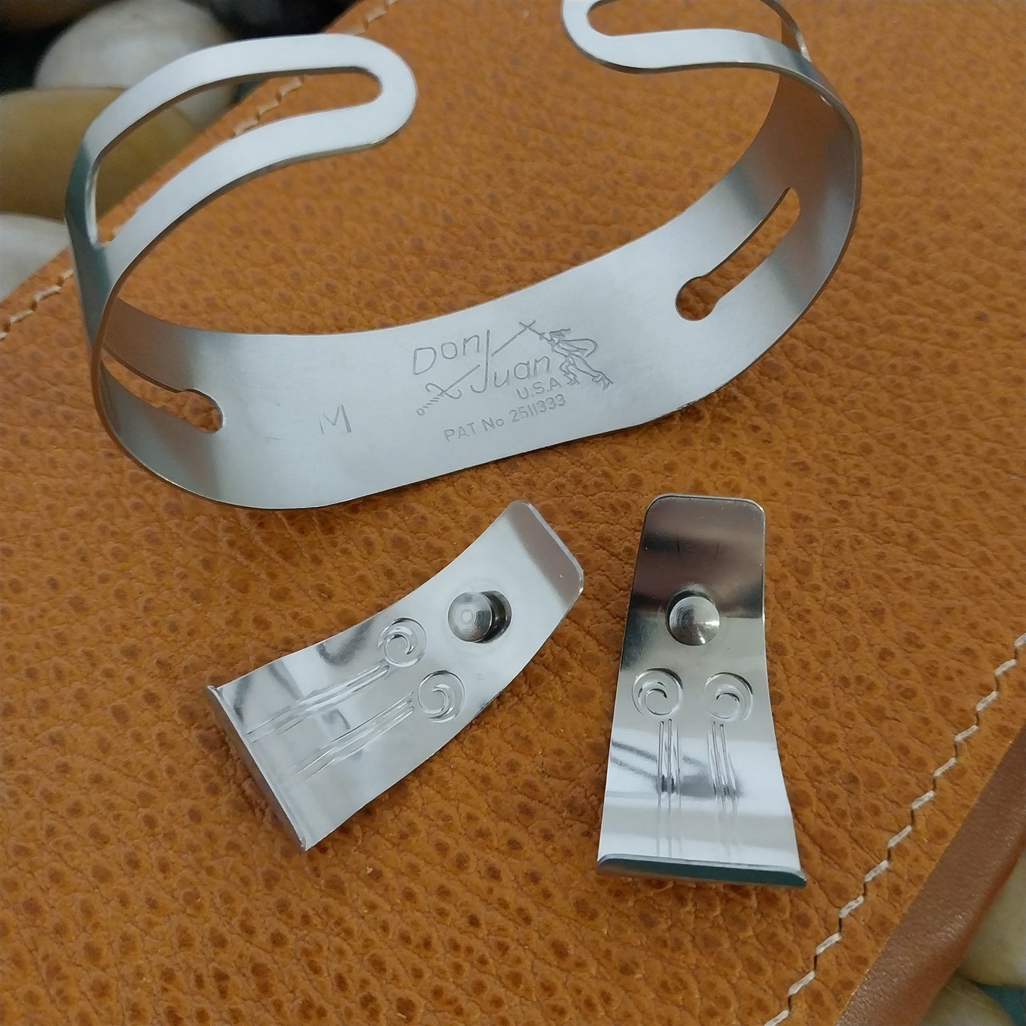 17mm 16mm Don Juan Stainless Steel Guardsman Cuff Medium Watch Band