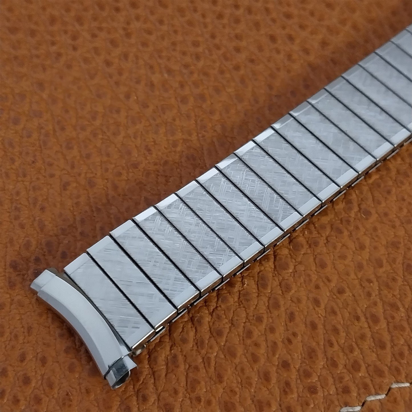 19mm 18mm 1970s Long Speidel Stainless Atlantis TwistoFlex nos Unused Watch Band