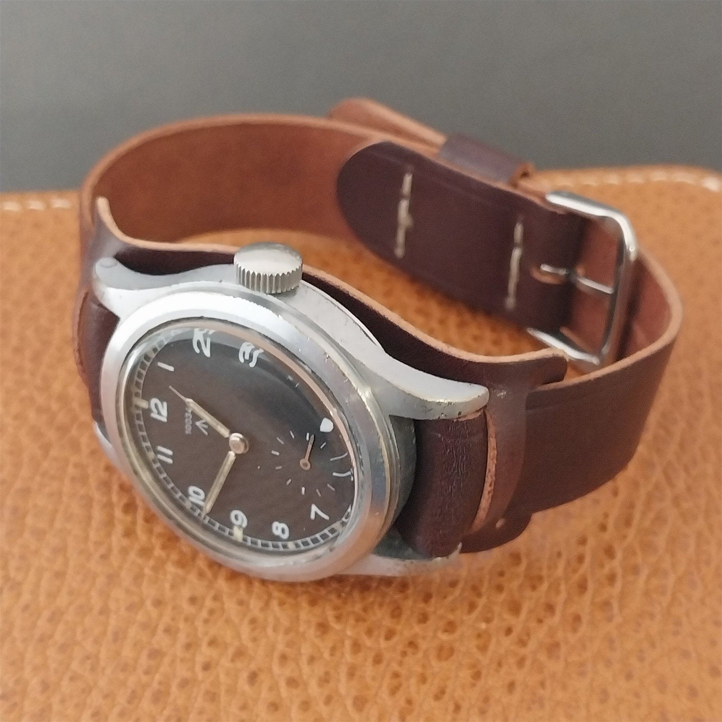 18mm Brown Shell Cordovan Long Single Pass with Bund Pad Military Watch Band