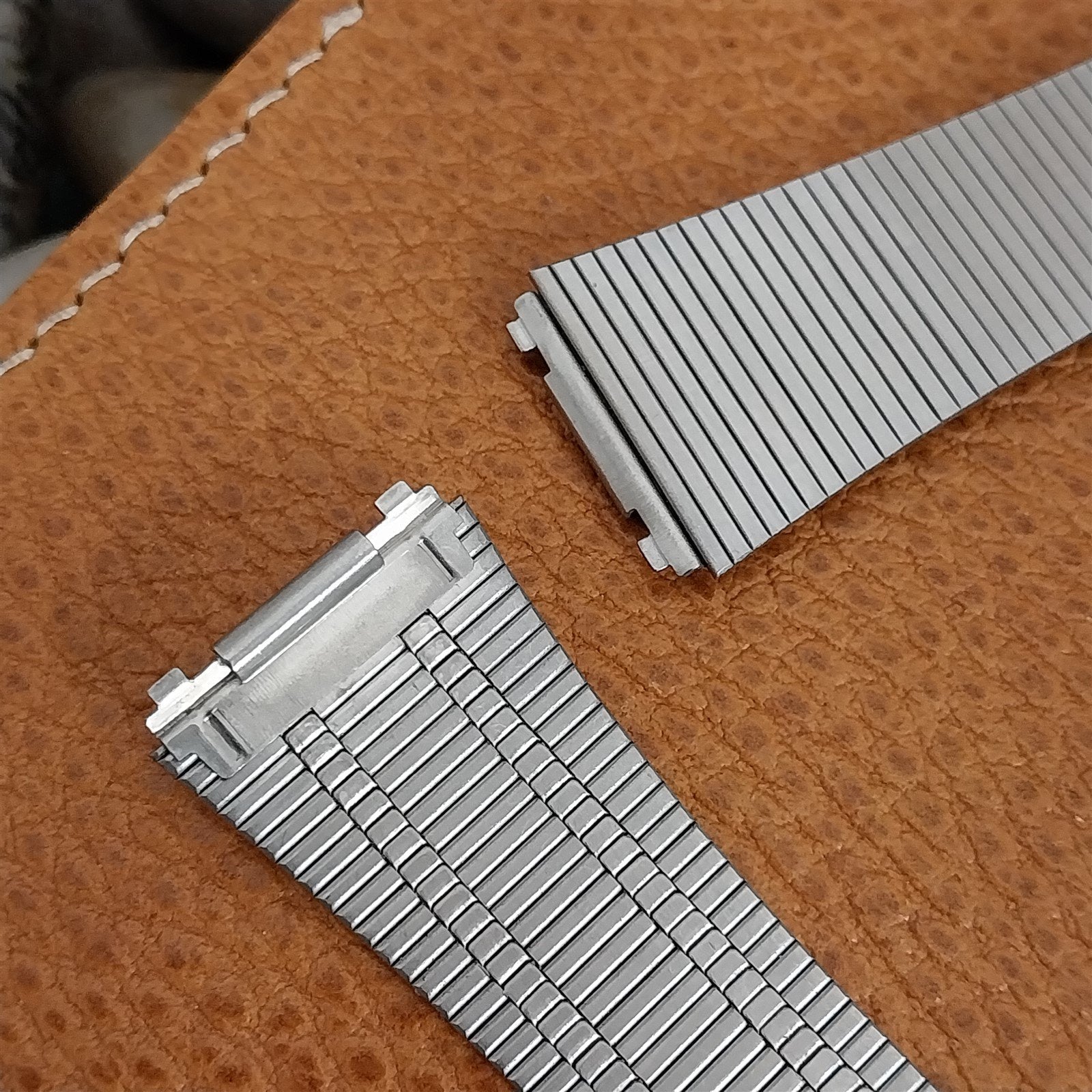 20mm Stainless Steel LED LCD Integrated Lug nos Unused Vintage Watch Band