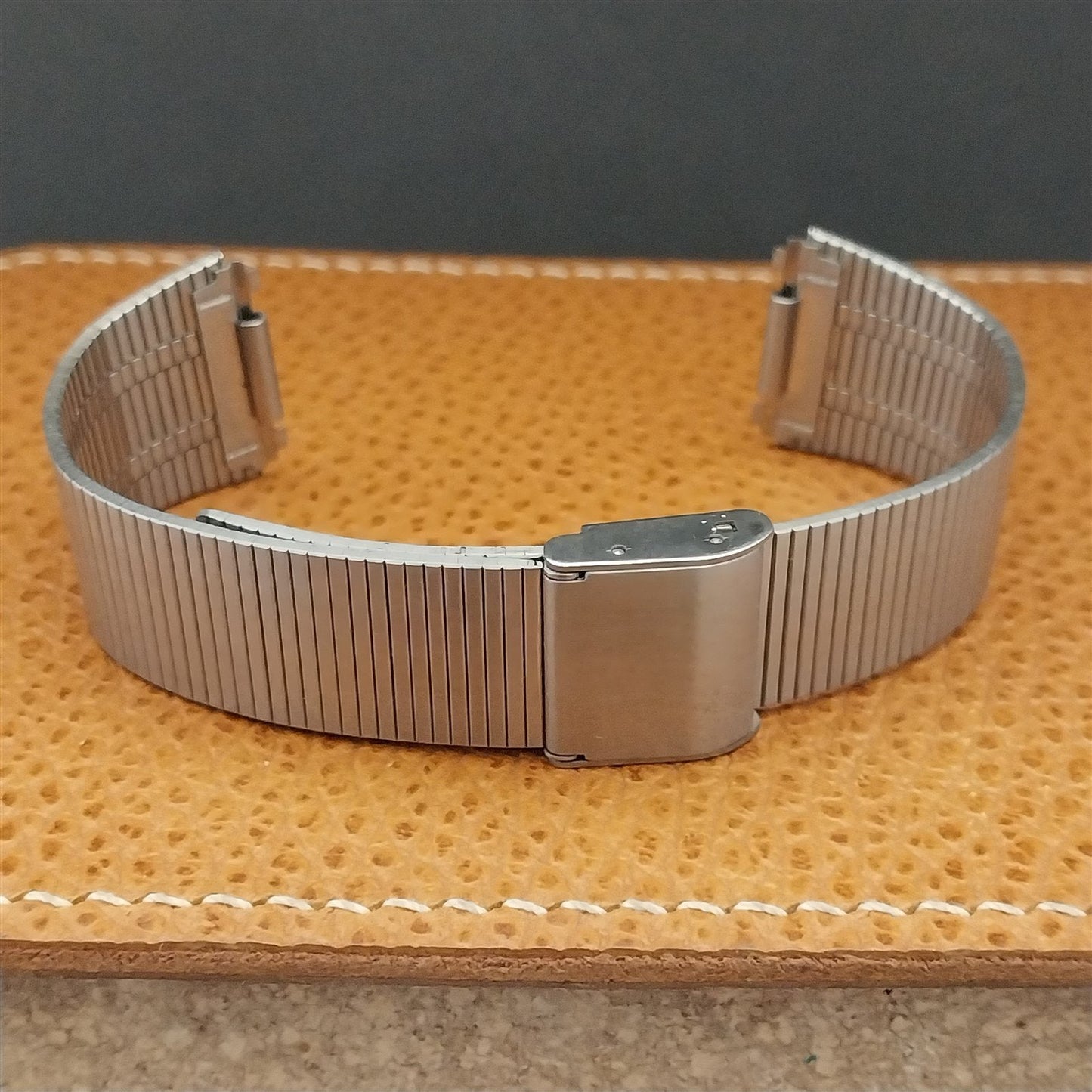 20mm Stainless Steel LED LCD Integrated Lug nos Unused Vintage Watch Band