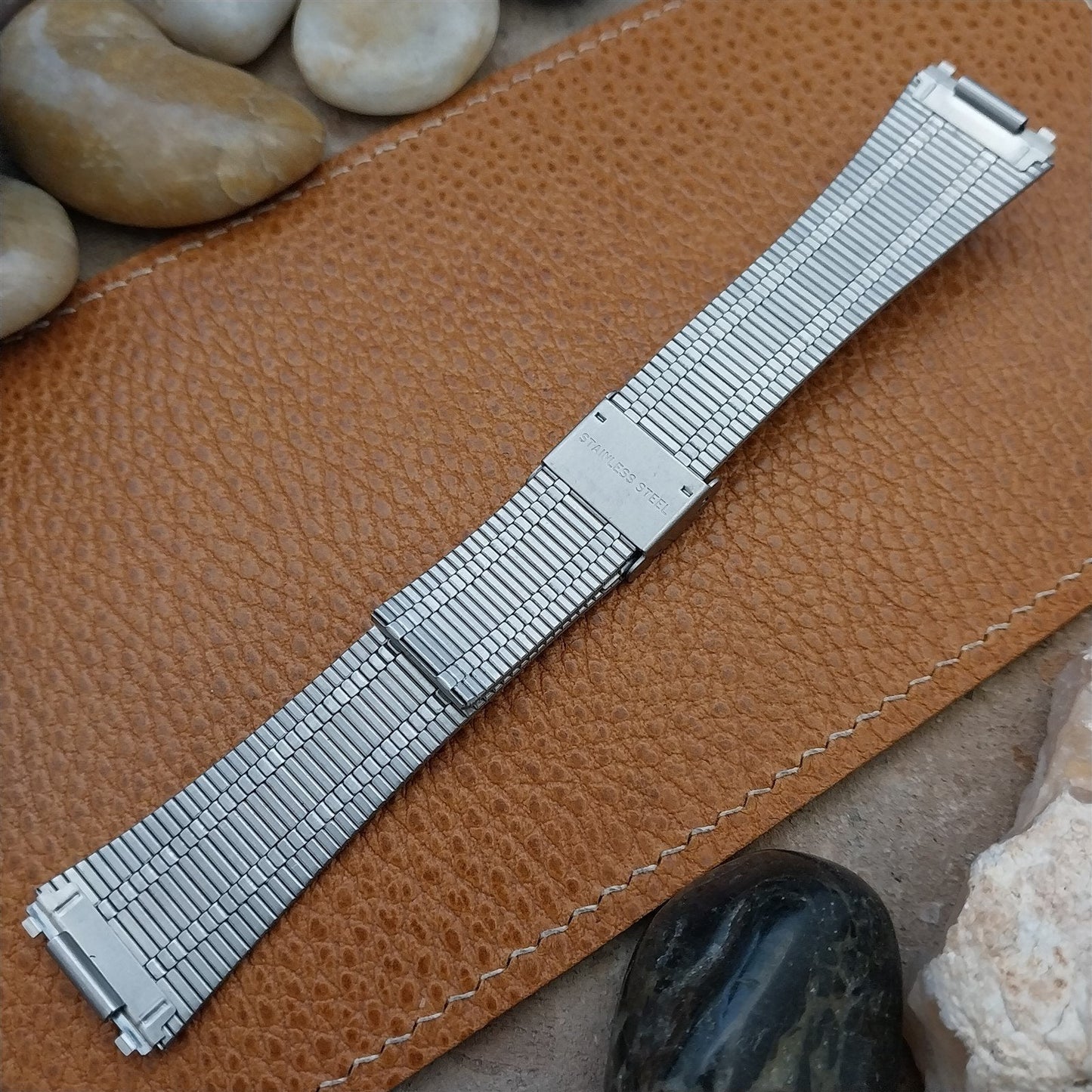 20mm Stainless Steel LED LCD Integrated Lug nos Unused Vintage Watch Band