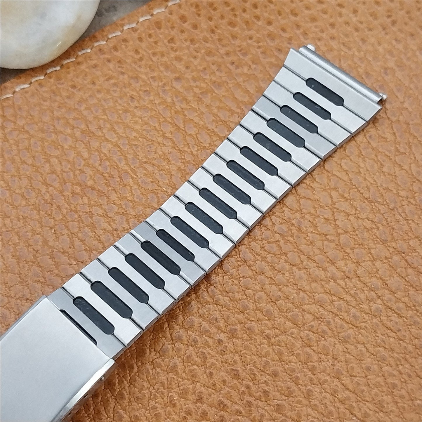 Vintage Pulsar 373MA 20mm Stainless Steel & Black nos Unused Watch Band