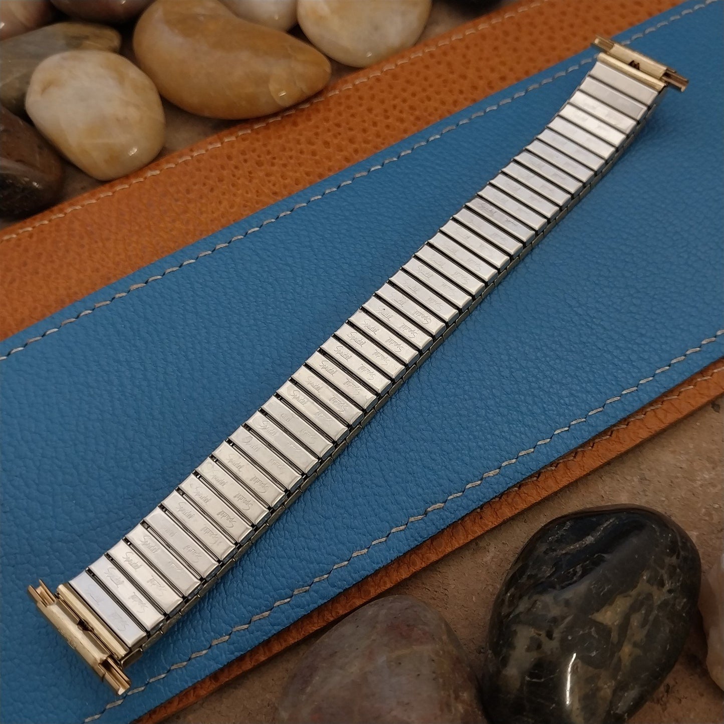 20mm 18mm Speidel Radial Yellow Gold-Tone Wide nos Long 1970s Vintage Watch Band